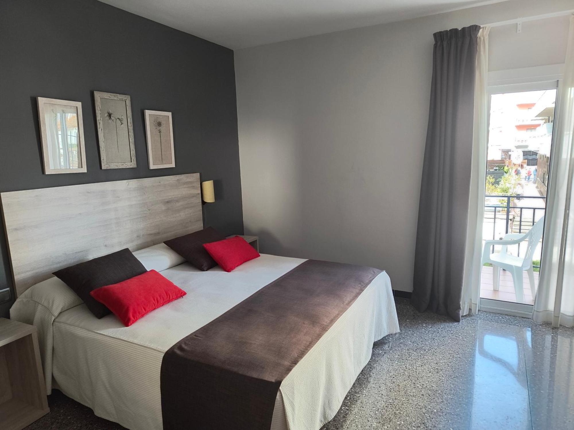 Hotel Marblau Tossa Tossa de Mar Zewnętrze zdjęcie